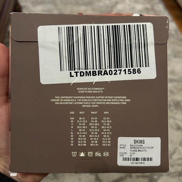 Seamless Sculpt Scoop Plunge Bralette - Picture 3 of 5